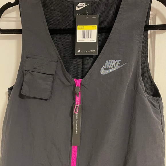 Nike Utility Playsuit - Picture 5 of 10